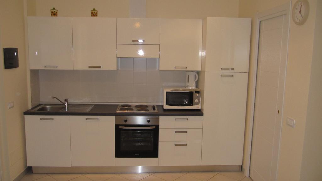 Lusso Accessibile E Servizi Lerici Phòng bức ảnh